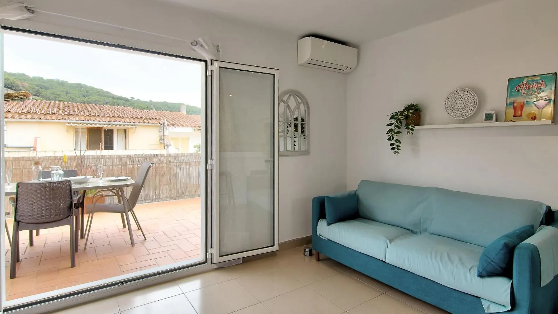Atic Els Pins Apartment L'Estartit Spain